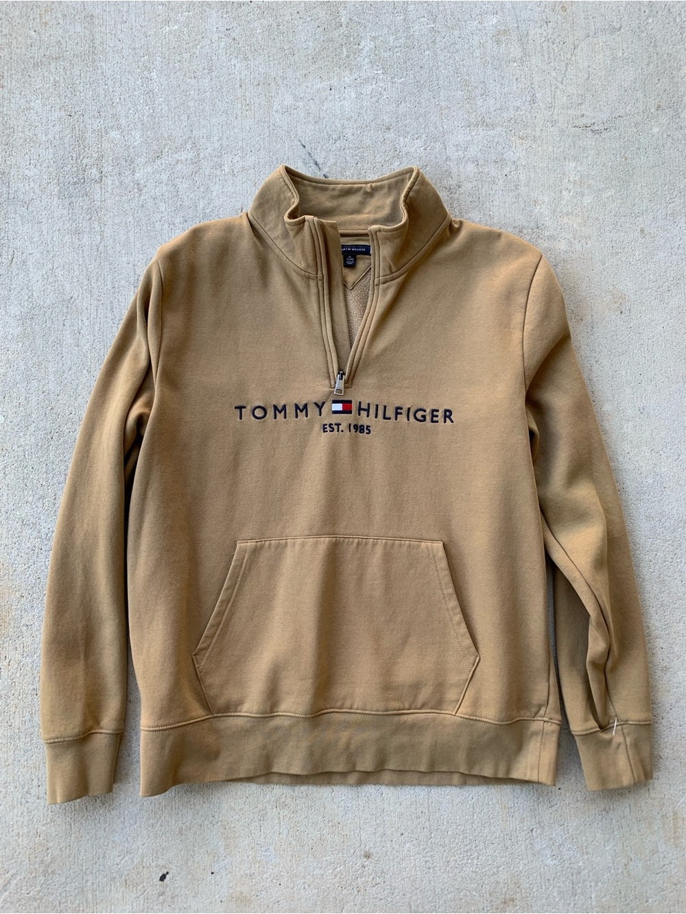 Tommy Hilfiger Men's Tan Half-Zip Fleece Pullover with Logo